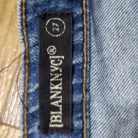 Blank NYC distressed crop high waist jeans raw hem - Picture 4 of 8